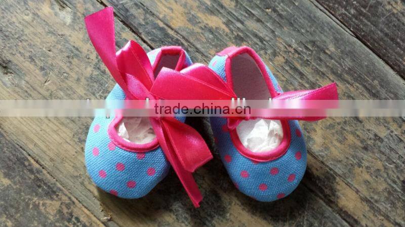 giraffe print shoes animal print newborn baby crib shoes baby shoes infant shoes toddlers shoes