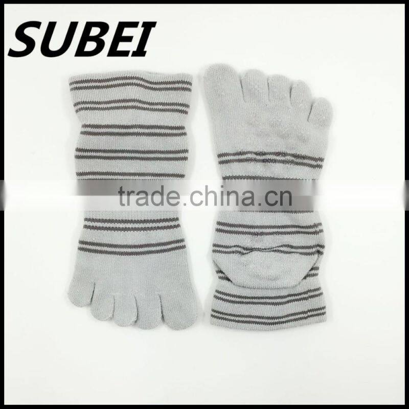 Five fingers and toes cotton non-slip yoga socks