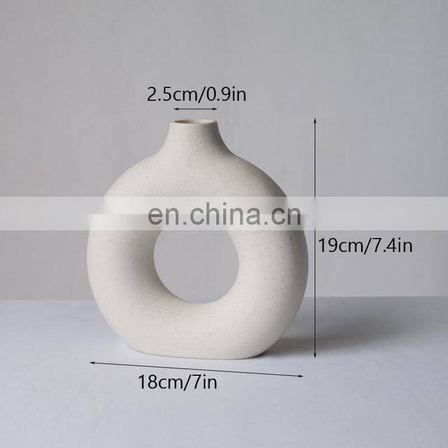 Black Circular Hollow Ceramic Vase Donuts Nordic Flower Pot Home Decoration Accessories Office Living Room Interior Decor