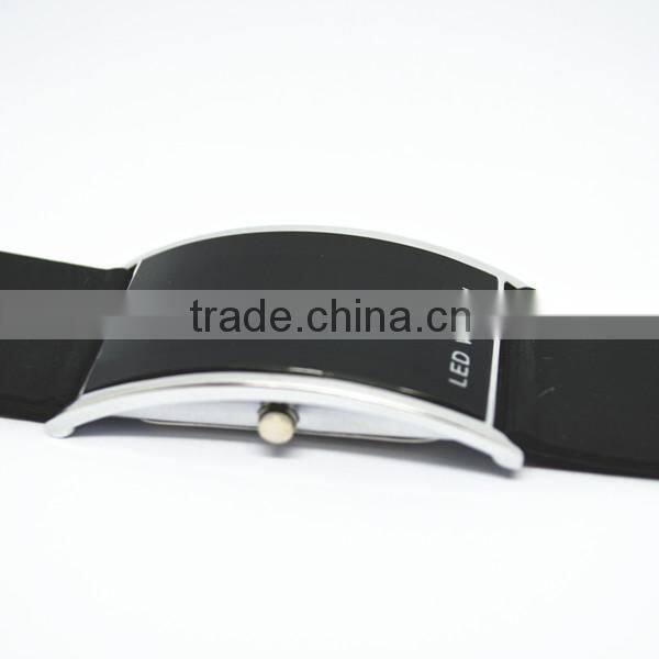 Cheap led watch 2014 made in China PU strap blue digital led lgith cheap led watch