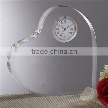 Wholesale heart shape 3d laser engraving personalized crystal wedding souvenir clock
