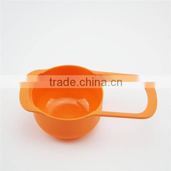 Fancy design high quality plastic measuring cup