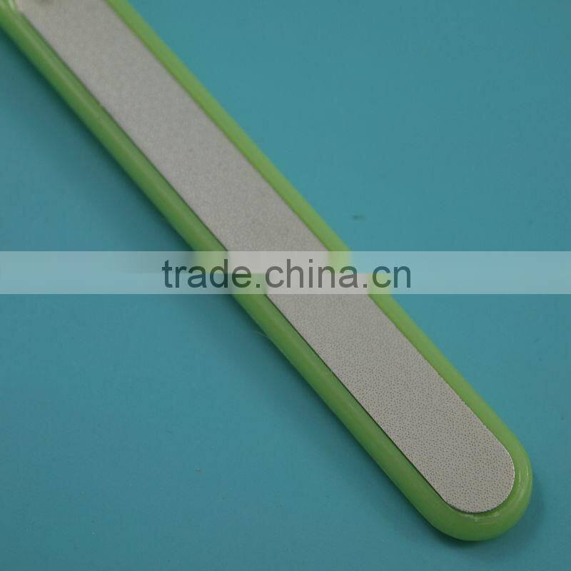 Plastic with chain metal nail file