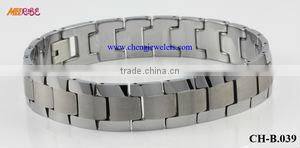 Wholesale Hot Sale New Design and High Quality Fashion Tungsten Jewelery IP Gold Magnetic Bracelet