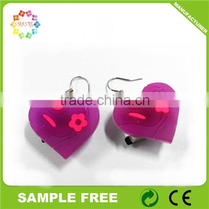Heart Shaped Customized Soft PVC Party Decoratiin LED Earring