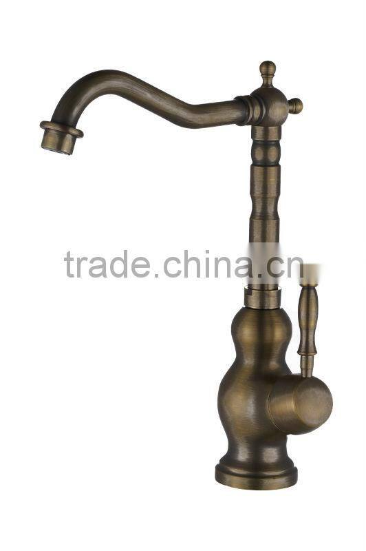 Top Design Antique Bronze Kitchen Tap with Single Handle