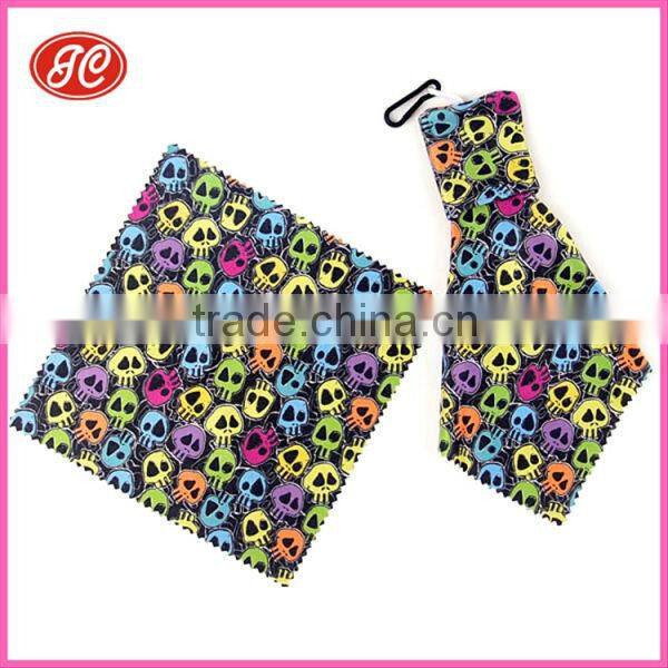 Supply eyeglasses cleaner with keychain