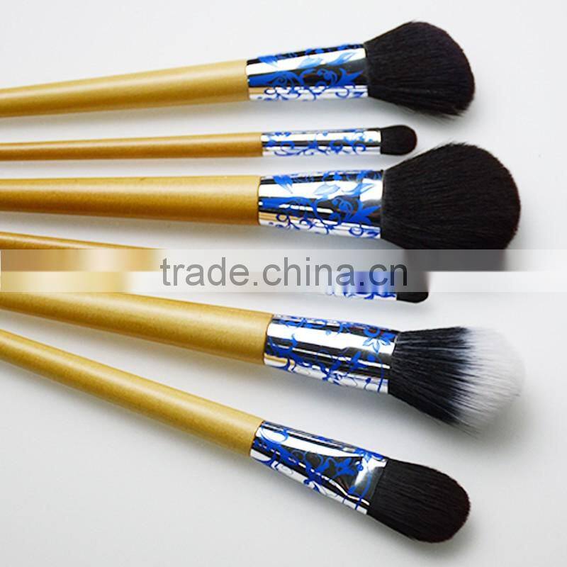 OEM Nylon Brush Material and Plastic Handle Material oval makeup brush