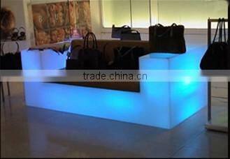 Hot ! 2016 Plastic Lighting kissing chairs / bar stool / casino furniture