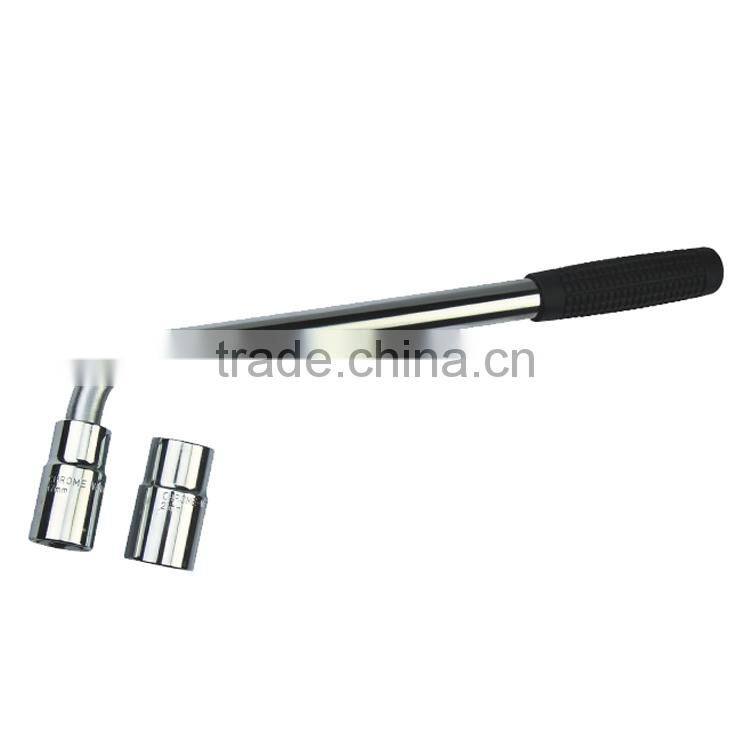 High quality L type wheel wrech with socket