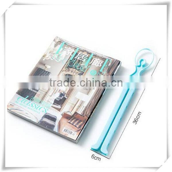 Unique new 36cm length pp plastic shoe tree for home, personalized logo plastic shoe tree manufacutrer