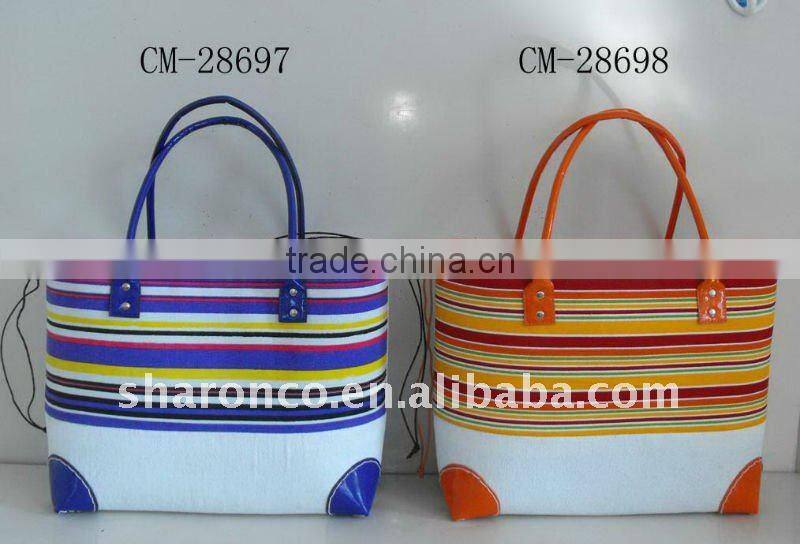 Colourful fashion bag with leather handle