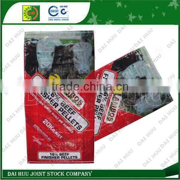 PP woven bag with Lamination using for animal feed