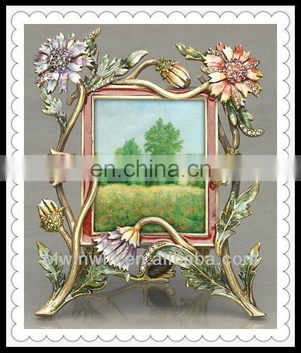 antique metal picture frames for home use