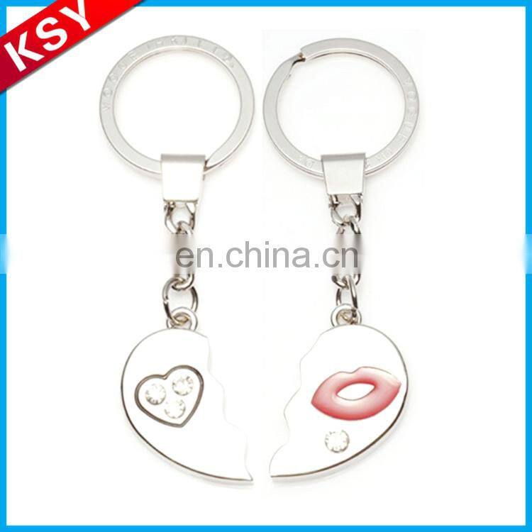 Trade Assurance Supplier Competitive Price Fahion Motorcycle Devil Mask Key Chain Magnetic Couple Keychain maker