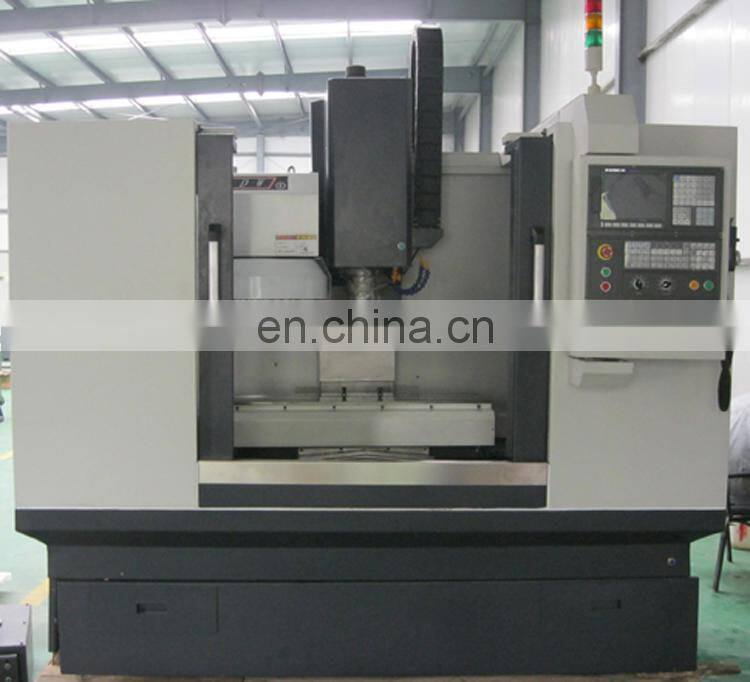 CNC milling automatic tool changer machining center VMC7040