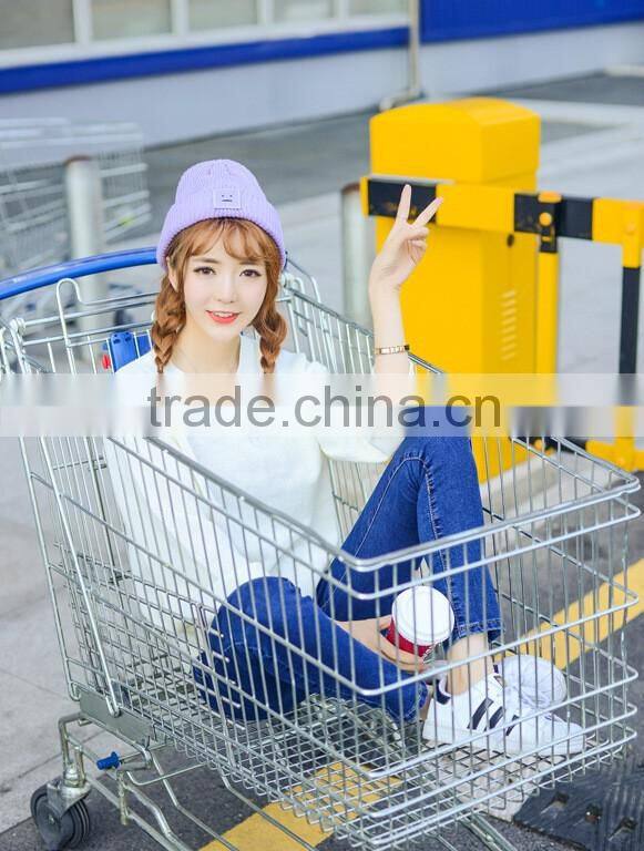 Cute Smile Face Applique Embroidery Rolled Brim Ladies Beanie Hats Fashion