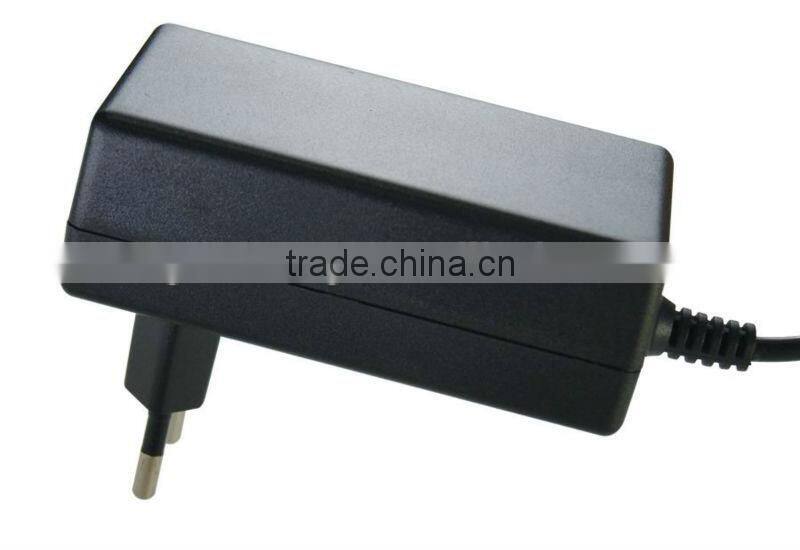 CE approved 12V 5A power adapter with cigarette lighter socket