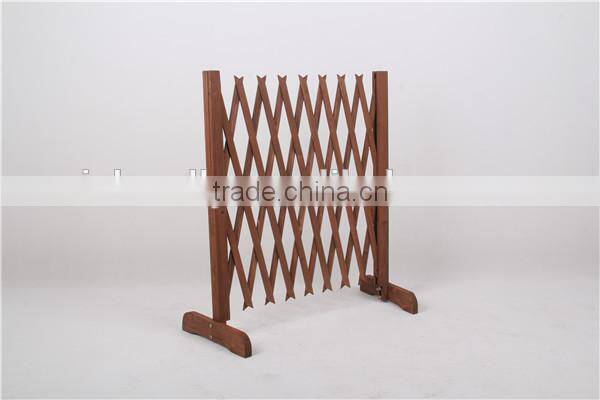 BSCI factory nature wooden Deluxe Free standing Pet Gate with Door / Wooden pet gate / dog fence