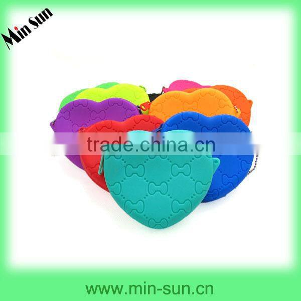 magic heart-shaped silicone wallet for coin&money&carry articles