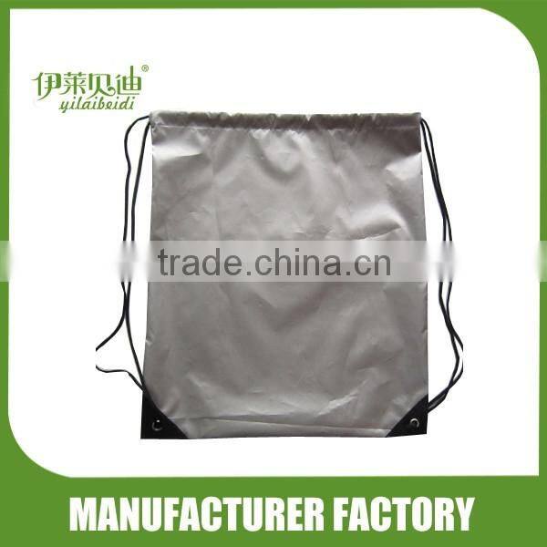 Drawstring bag with zipper