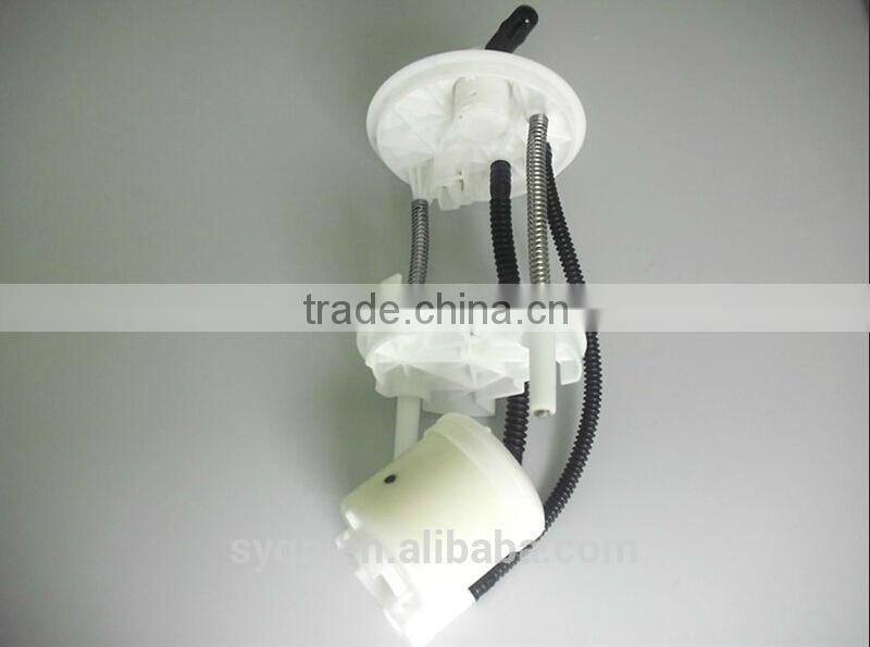 High Quality Fuel Spare Part Fuel Filter for Toyota Hiace 77024-26010