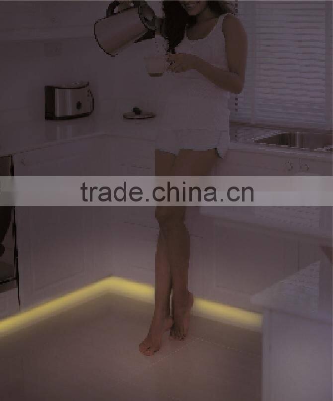 MOTION SENSING LED TRACK LIGHTS