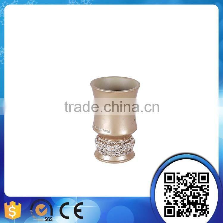 2016 Wholesale China High Grade Gold Polyresin Bathroom Accessory Set With Liquid Soap Dispenser