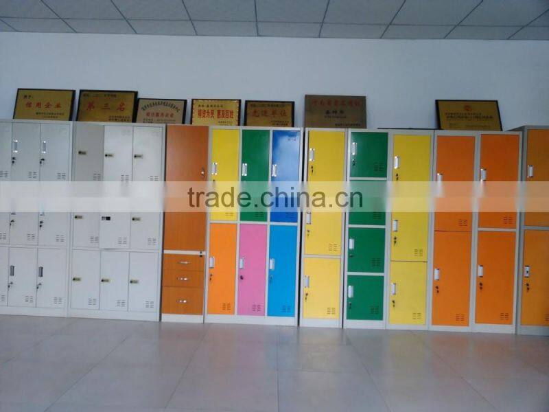 supply high quality and good design 5 doors metal lockers