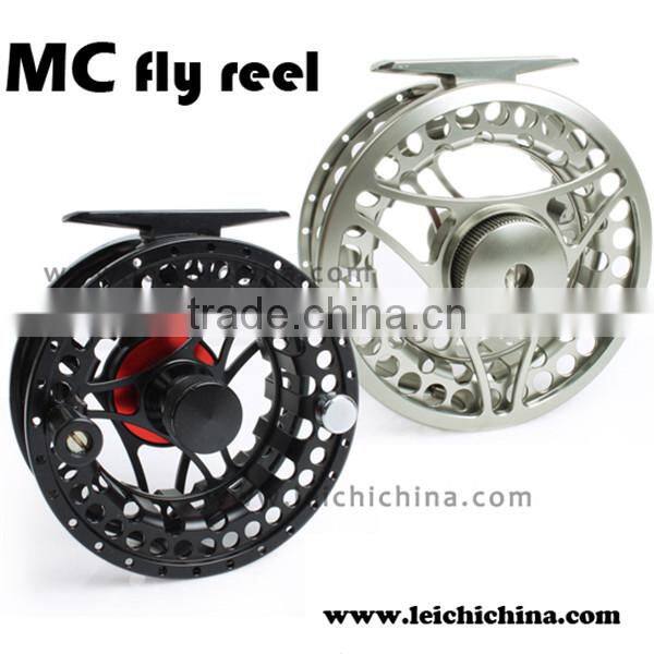 Clear lid waterproof plastic fly box