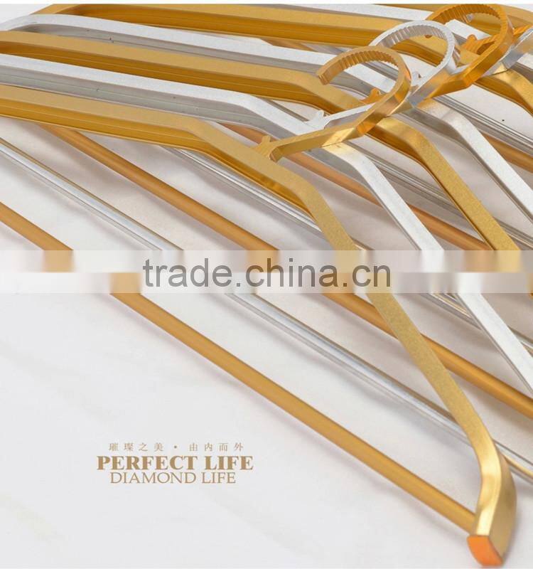 Custom sand blasting color wire drawing aluminum clothes drying rack