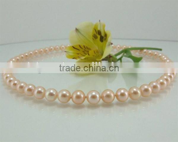 Natural 8-9mm Pink Freshwater Pearl Necklace With 14K Gold Clasp