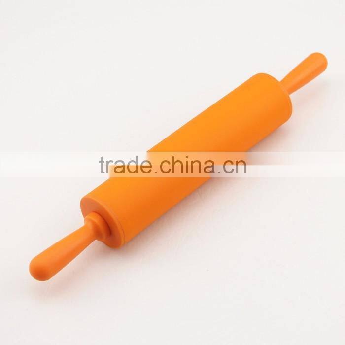 Hot Selling Silicone Noodle Rolling Pin with Plastic Handle