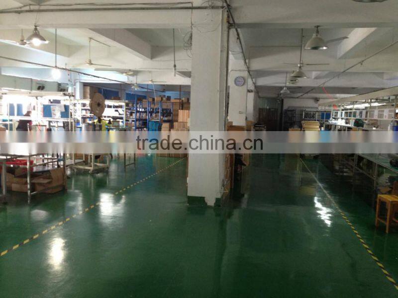 Yellow color solar stud