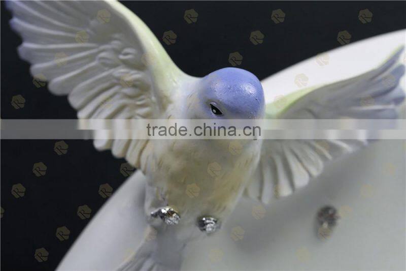 High quality Relief embossed delicate family decor mini clock/