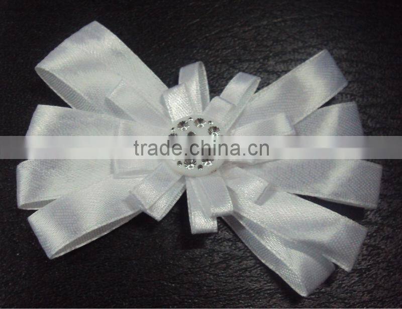 Wedding dress brooch