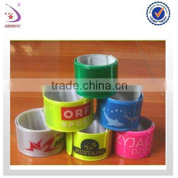 Reflective armband safety armband