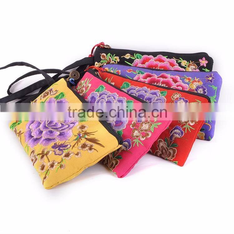 2016 hot sale high quality and beautiful colorful china style ethnic embroidery bag wallet for lady