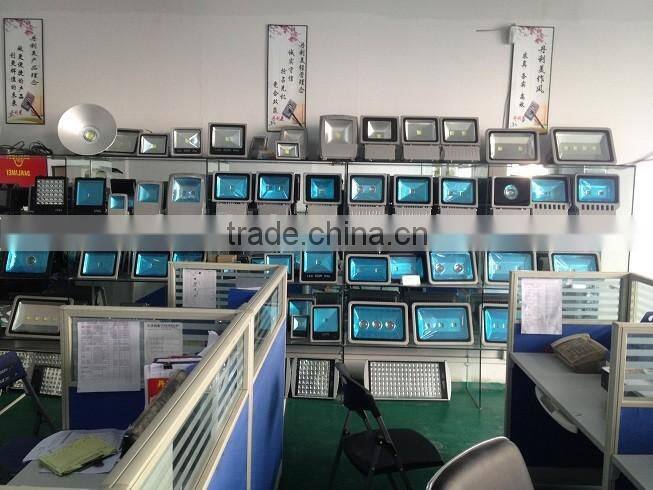 solar led light all in one solar led street light18w 1800lm with IR sensor and light contorller