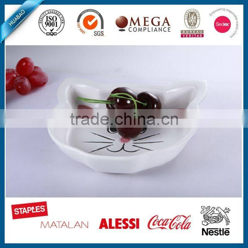 Pet bowl ceramic cat shape , cute cat feeder for kitty, novelty bowls