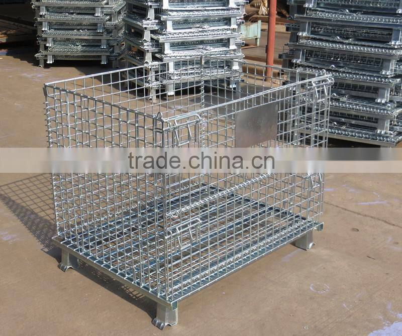 Heavy duty wire mesh storage cage for warehouse