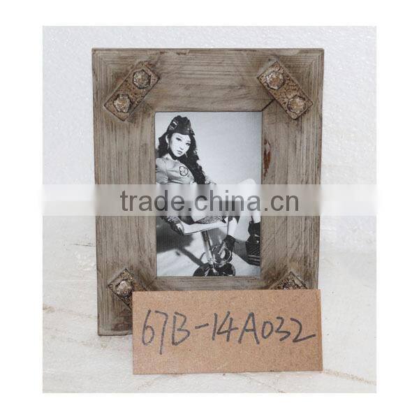 Wooden Picture Frame Set for Wall