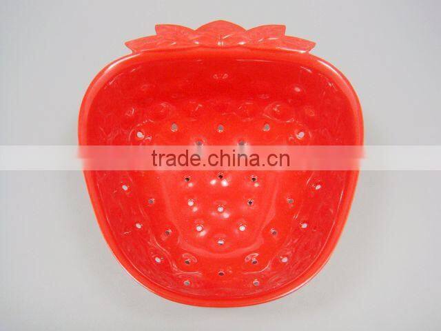 Red Color Strawberry Shaped Melamine Colander