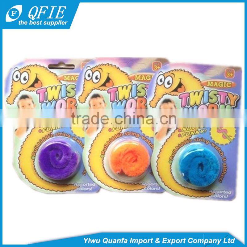 Wholesale 5cm emoji keychain for capsule vending machine