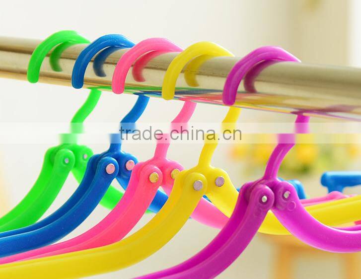 Plastic Foldable Hanger Travel Clothes Hangers