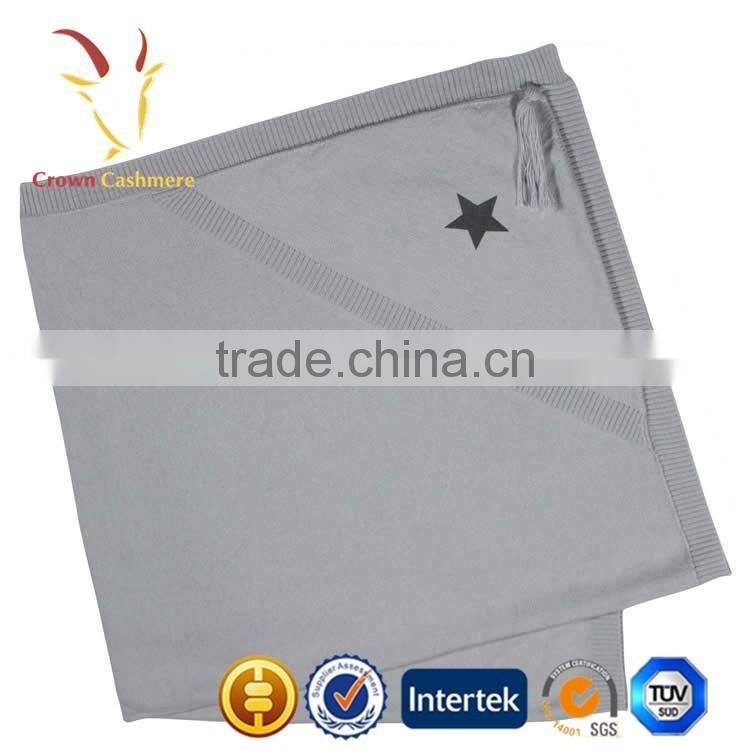 Knitted Baby Intarisa Star Blanket Wholesale With Fringe