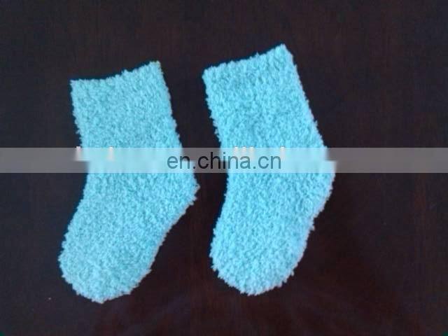 fuzzy toddlers socks soft feature