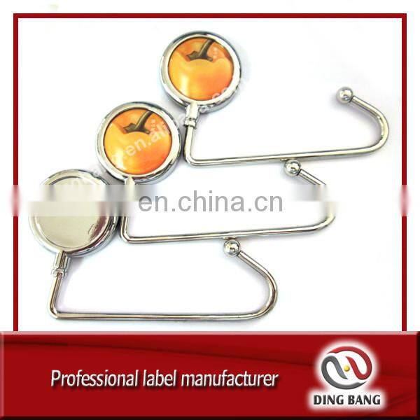 Hot Sale Cheap Promotion Souvenir Lady Use Standard Size Epoxy Logo Unfoldable Bag Hanger