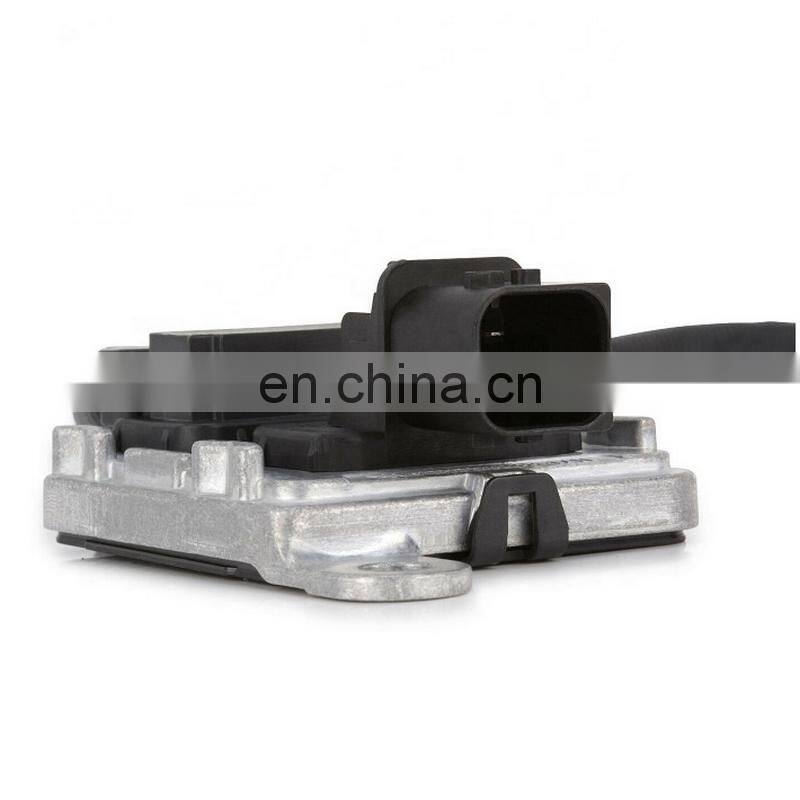 12V Square Four Needles Nitrogen Oxide Sensor 5WK9 6740 2872944 5WK96740