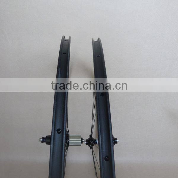 UDELSA Chinese Carbon Wheels Road 24mm Deep Clincher 20.5mm wide Cheap Wheelset F=20H R=24H